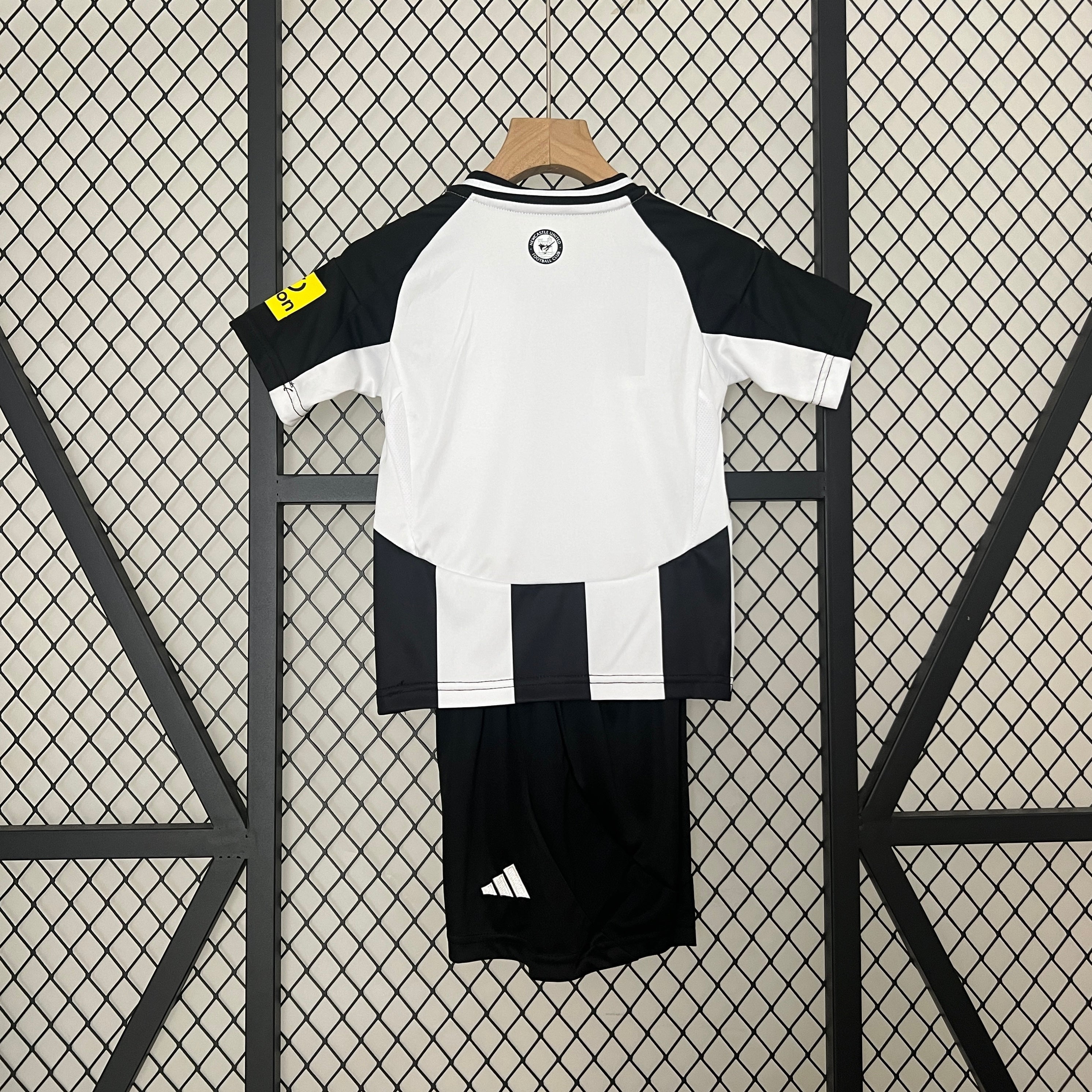 Newcastle Kids Football Kit 2024/25 - Home