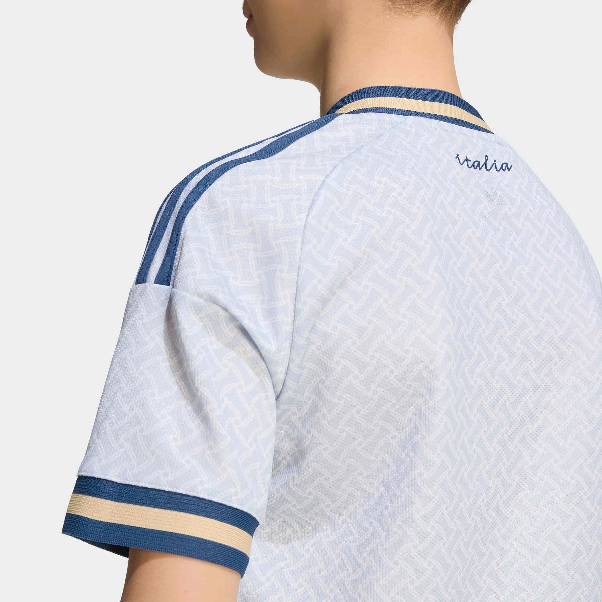 Italy 2026 Away Jersey Youth