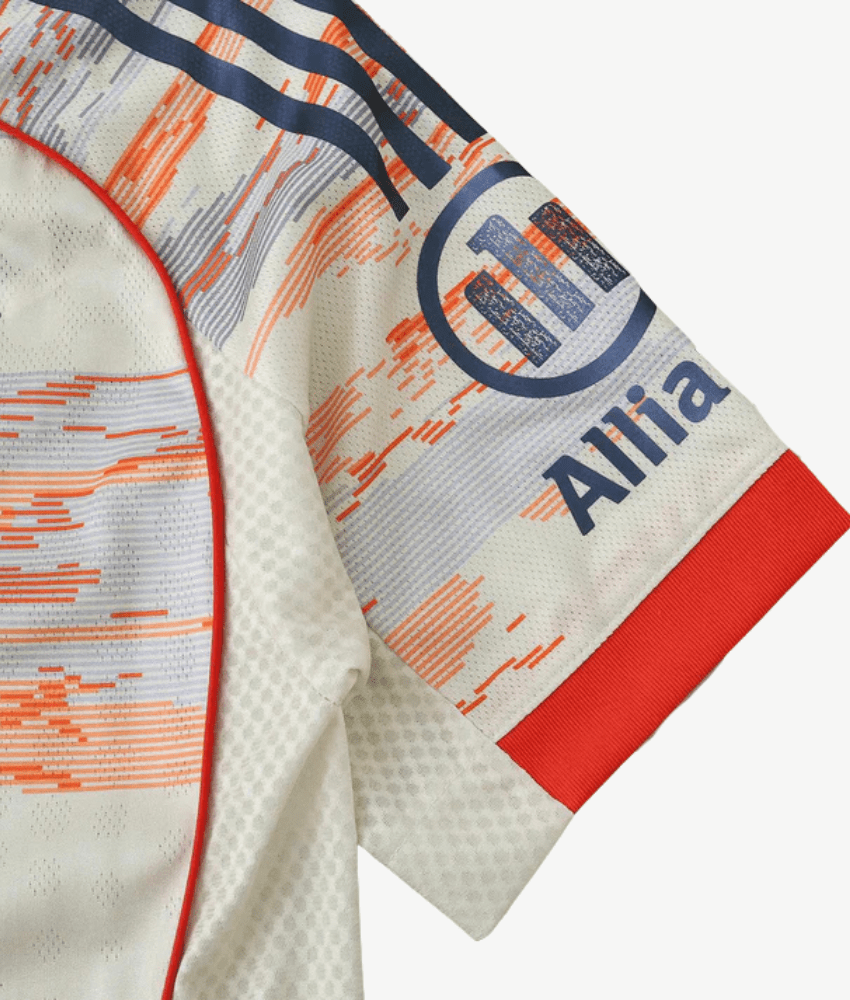 BAYERN MUNICH 2025/26 AWAY SHIRT