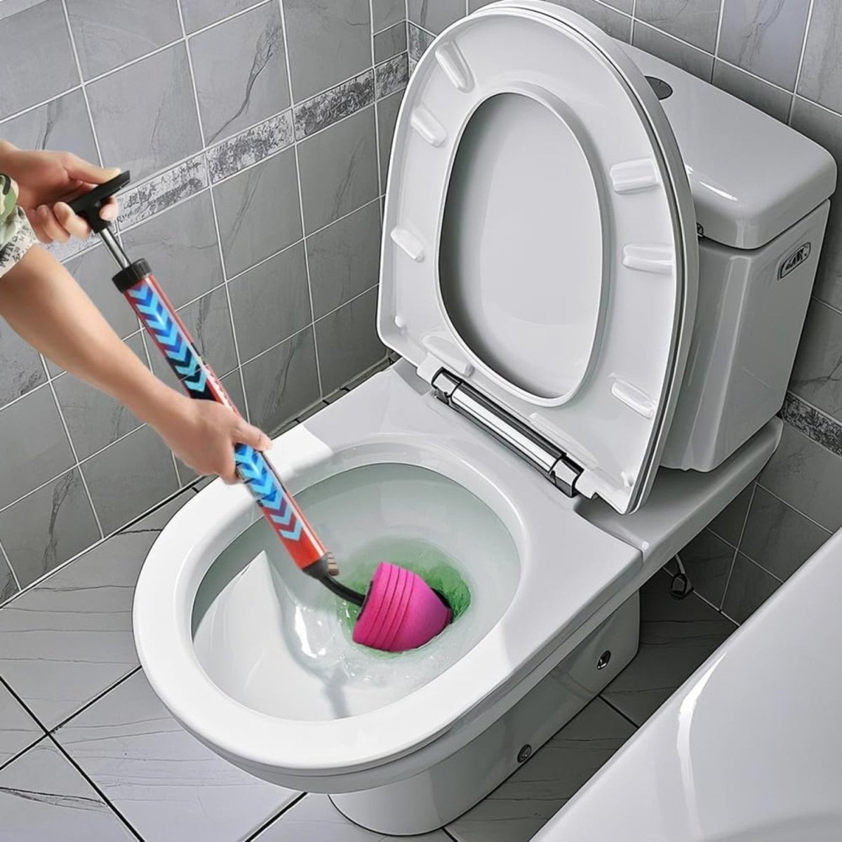 High-Pressure Plunger for Quick Clogs