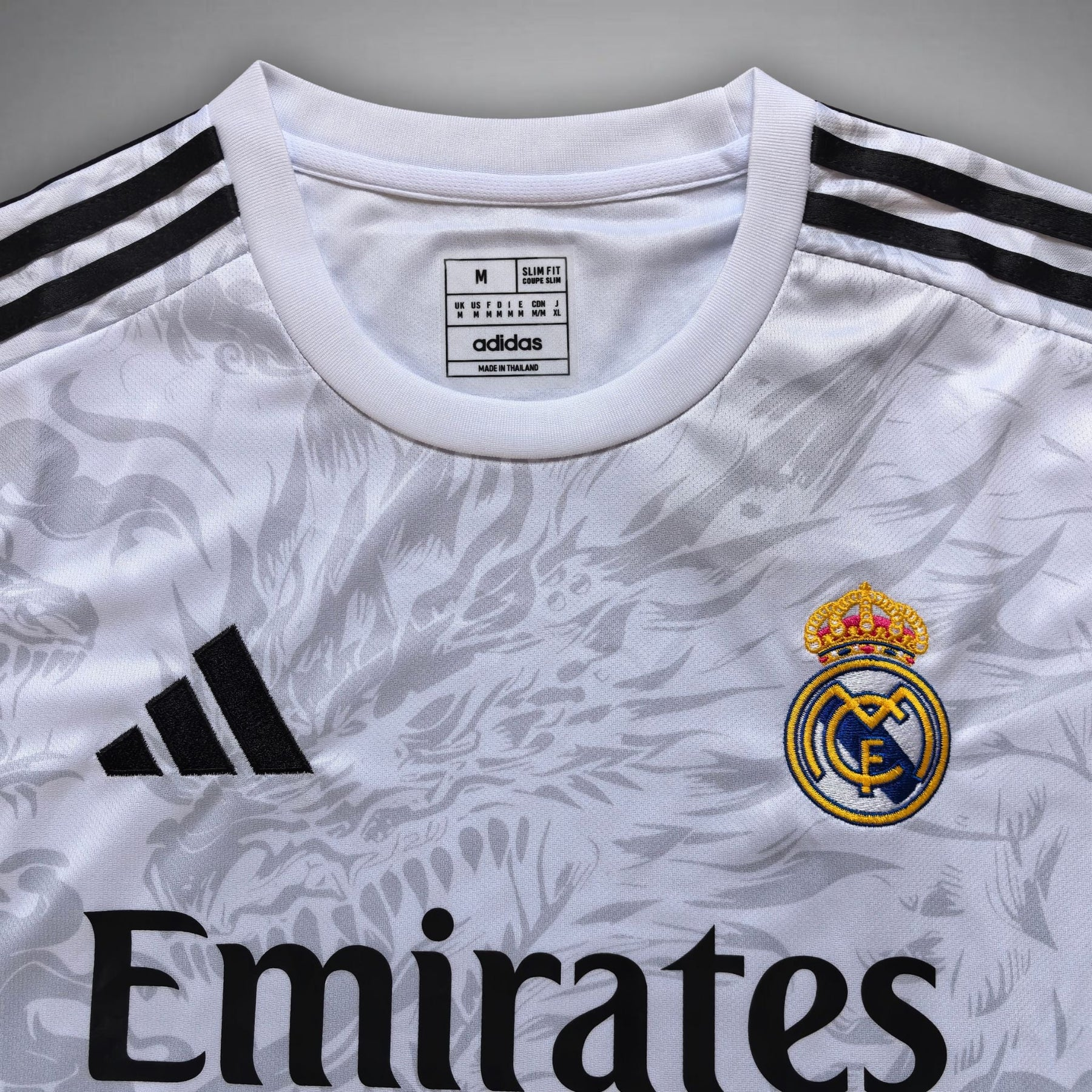 Kids Real Madrid Emerald Flame Kit 2025-26