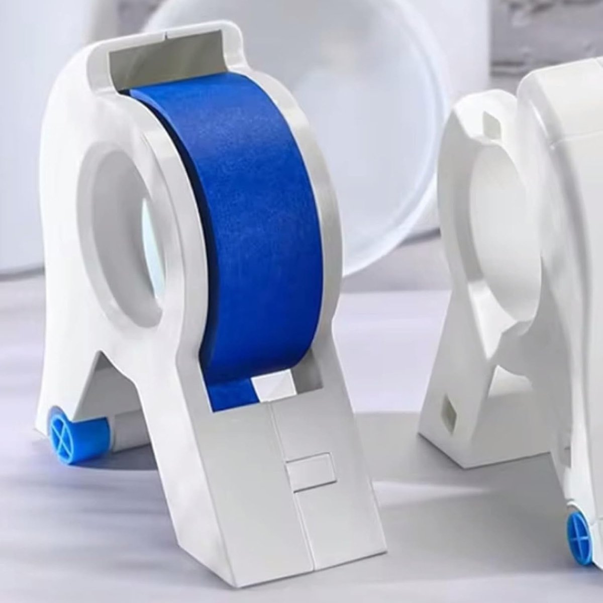 Painter’s Tape Applicator for Perfect Edges