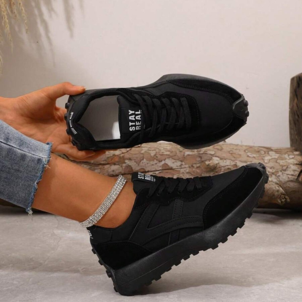 Stylish Women's Sneakers for Comfort