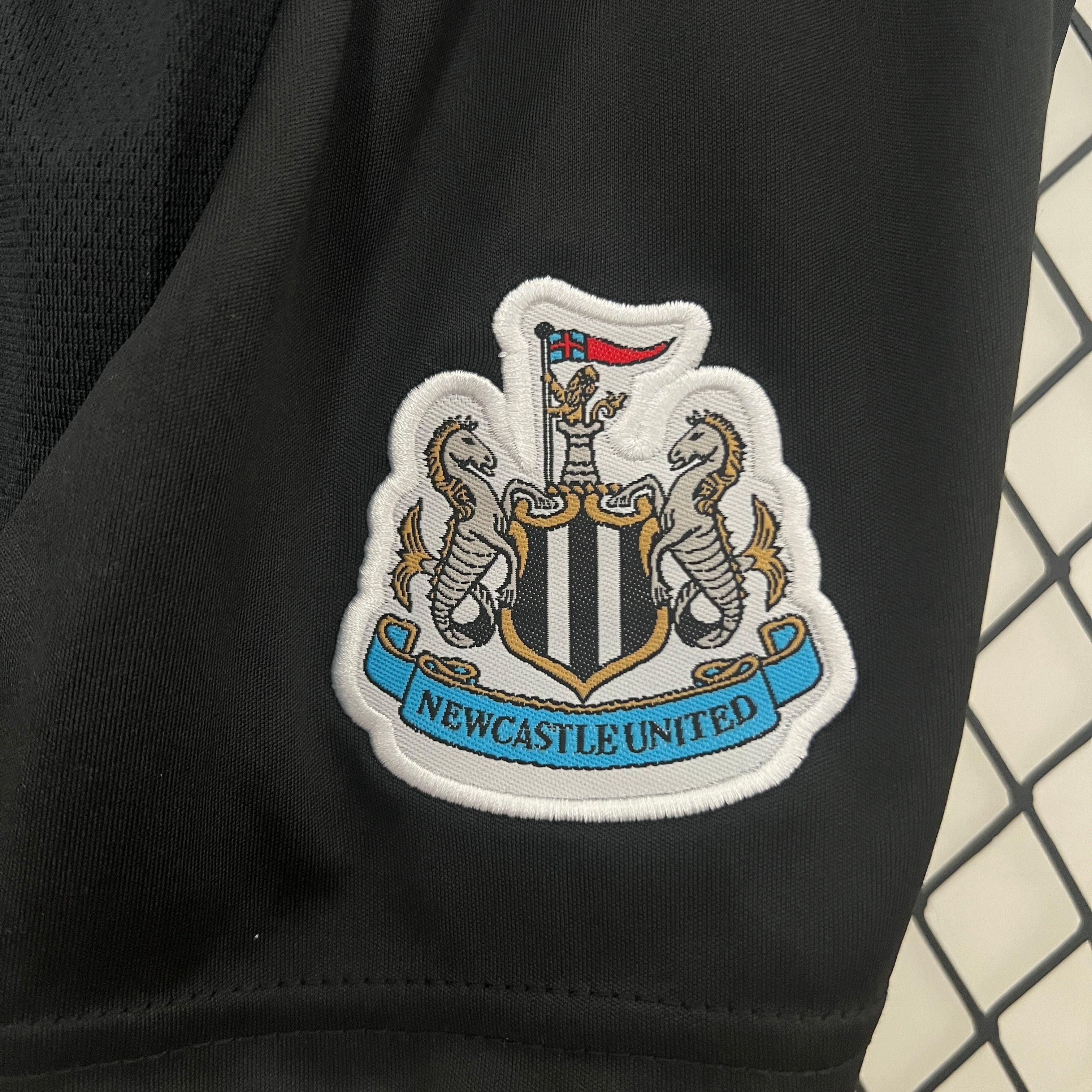 Newcastle Kids Football Kit 2024/25 - Home