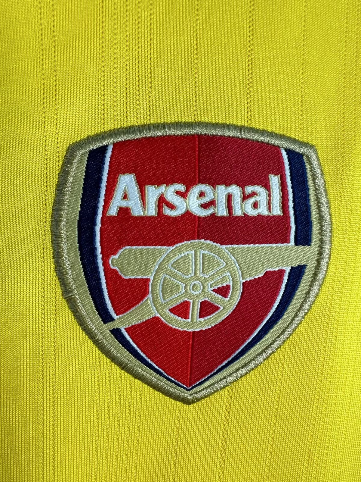 Arsenal Bruised Banana Jersey - 2005-2006