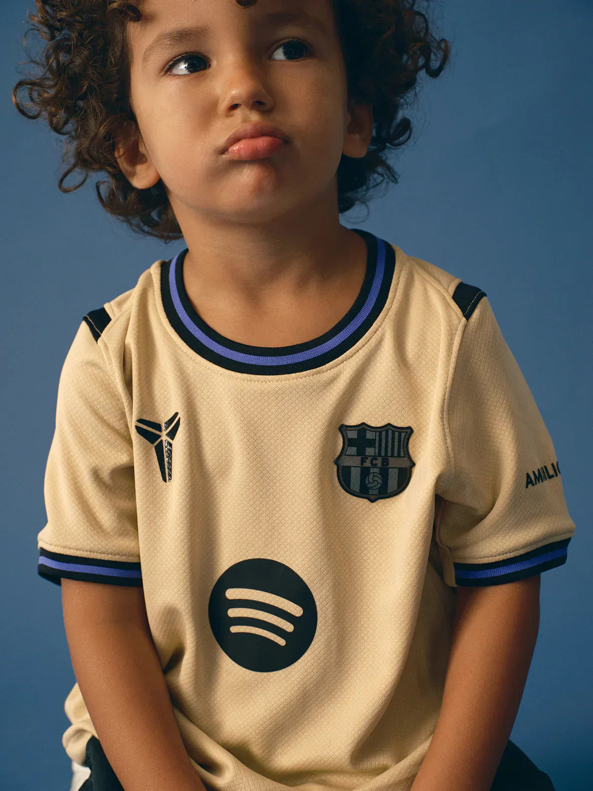 2025/26 FC Barcelona x Kobe Bryant Away Kids Kit