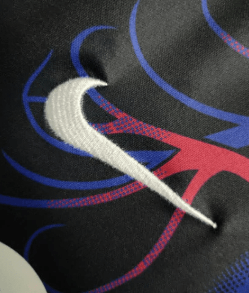 BARCELONA X PATTA 2023/24 'CULERS DEL MON' TRAINING SHIRT