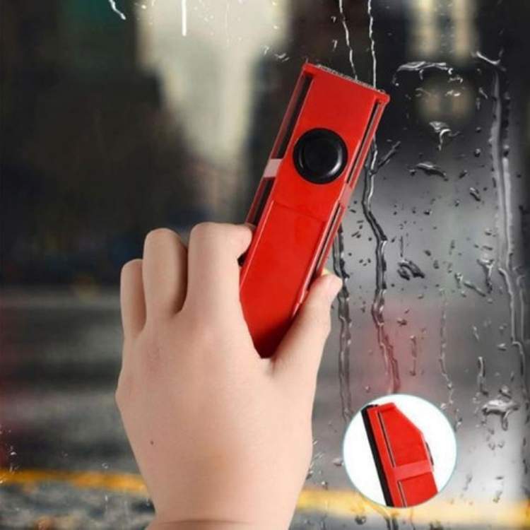 Magnetic Double-Sided Window Cleaner