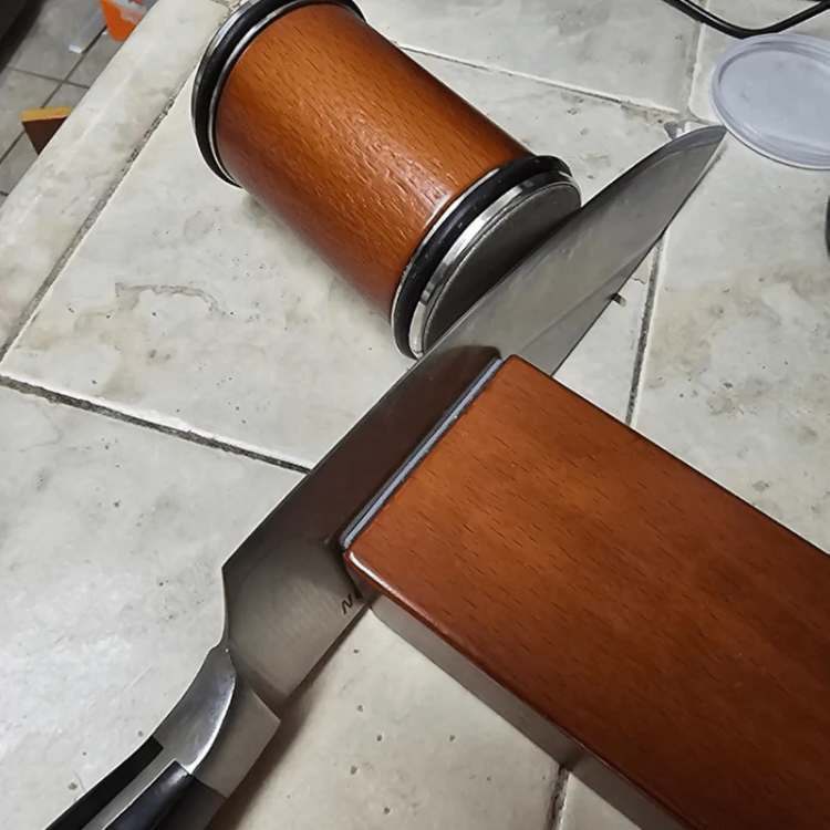 ProEdge Rolling Knife Sharpener – Razor-Sharp Results in Seconds